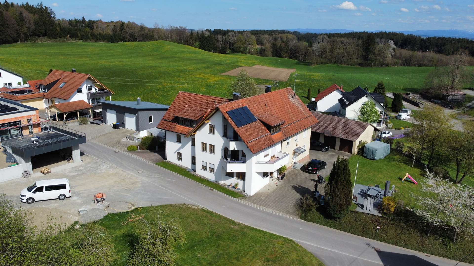 dji_fly_20260417_155720_154_1776434432805_photo_optimized